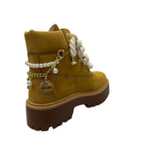 Stivale Timberland wheat con maxi lacci e charm perle
