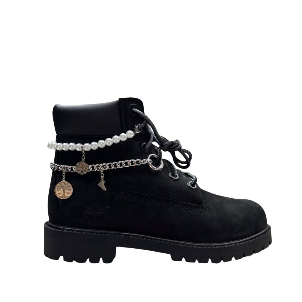 Stivaletto Timberland Premium nero con dettagli a catena e perle