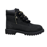 Stivale Timberland in nubuck nero con lacci a corda neri e laccio glitter.