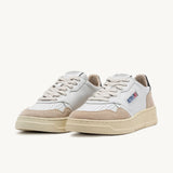 Autry Sneakers Medalist Low In Pelle Bianco e Nero Aulm LS21