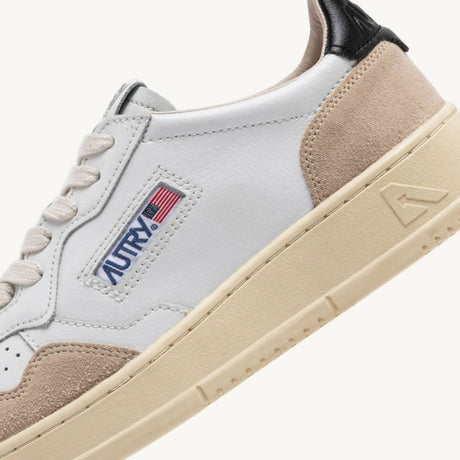 Autry Sneakers Medalist Low In Pelle Bianco e Nero Aulm LS21