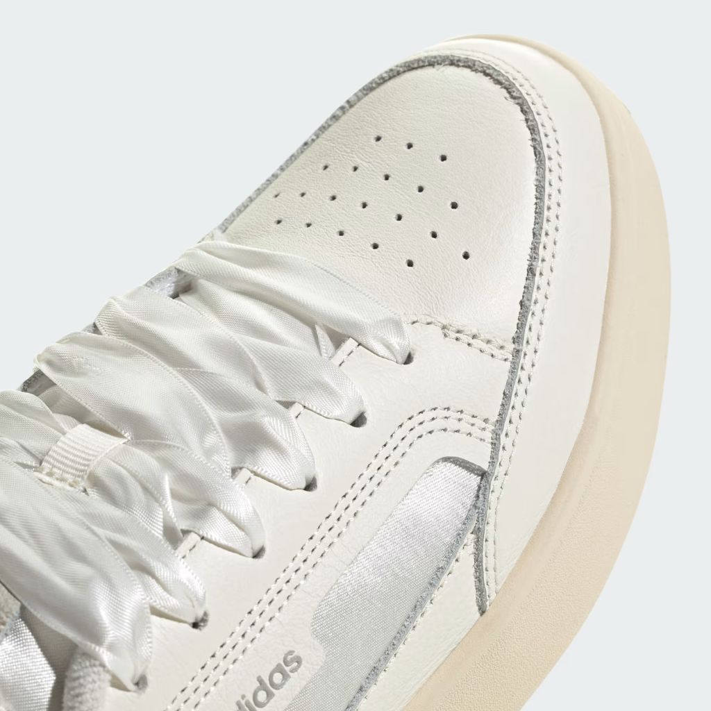 Adidas Aspyre Bianco JQ5584