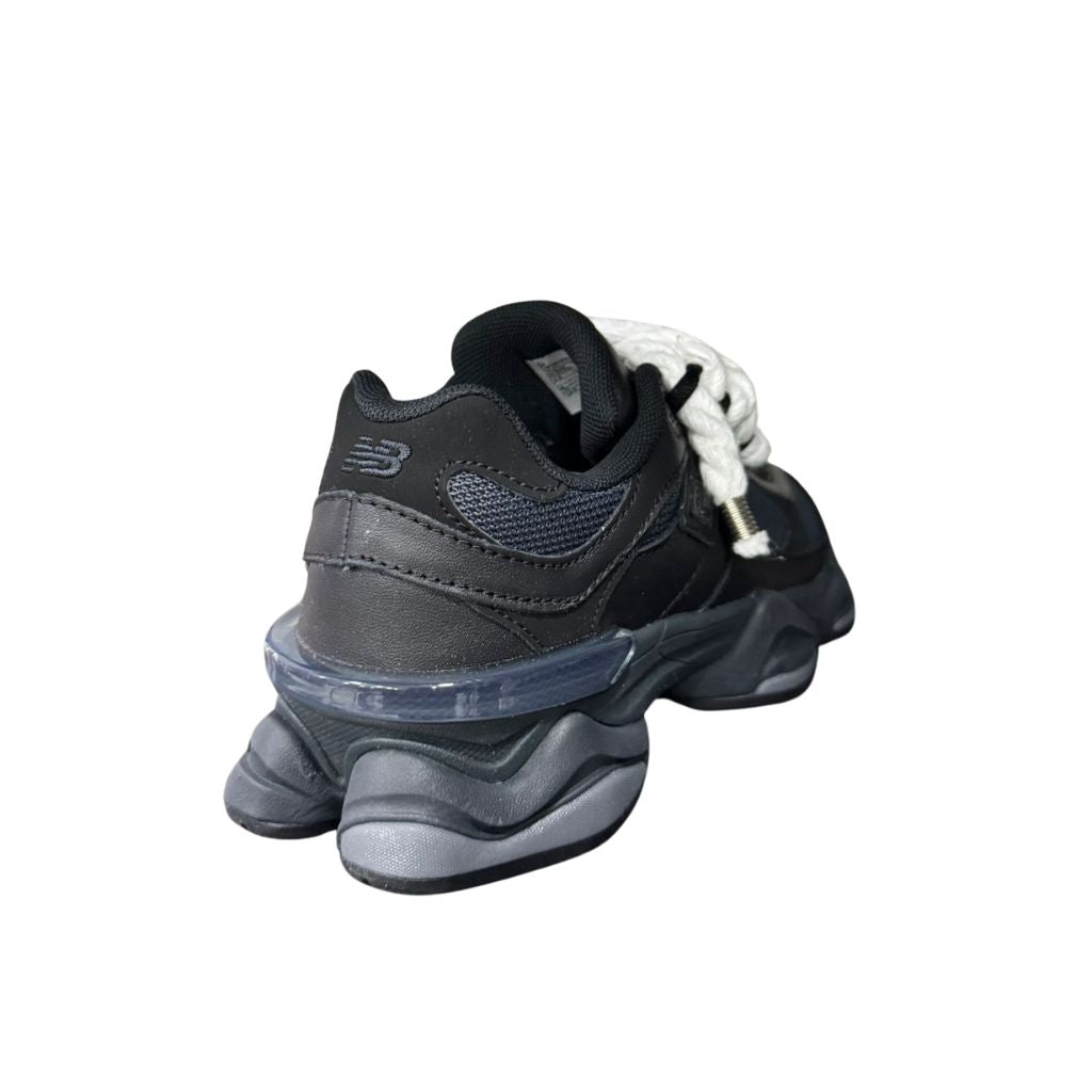 New Balance 9060 Triple Black Corda Bianco U9060NRI