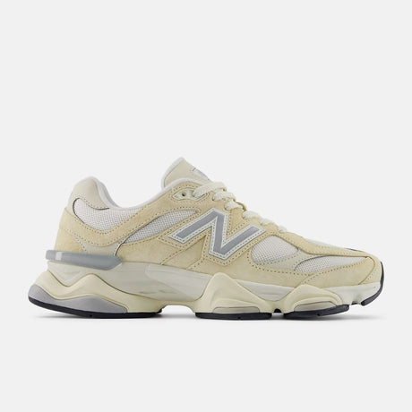 New Balance 9060 Calcium Sea Salt U9060WNB