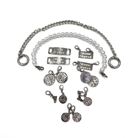 Kit Fai Da Te Timberland: catena, filo di perle, placchette Stone Street e charms argento